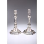 A PAIR OF 18TH CENTURY FRENCH SILVER CANDLESTICKS