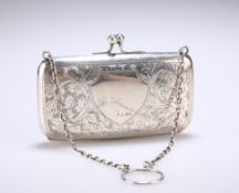 A GEORGE V SILVER PURSE