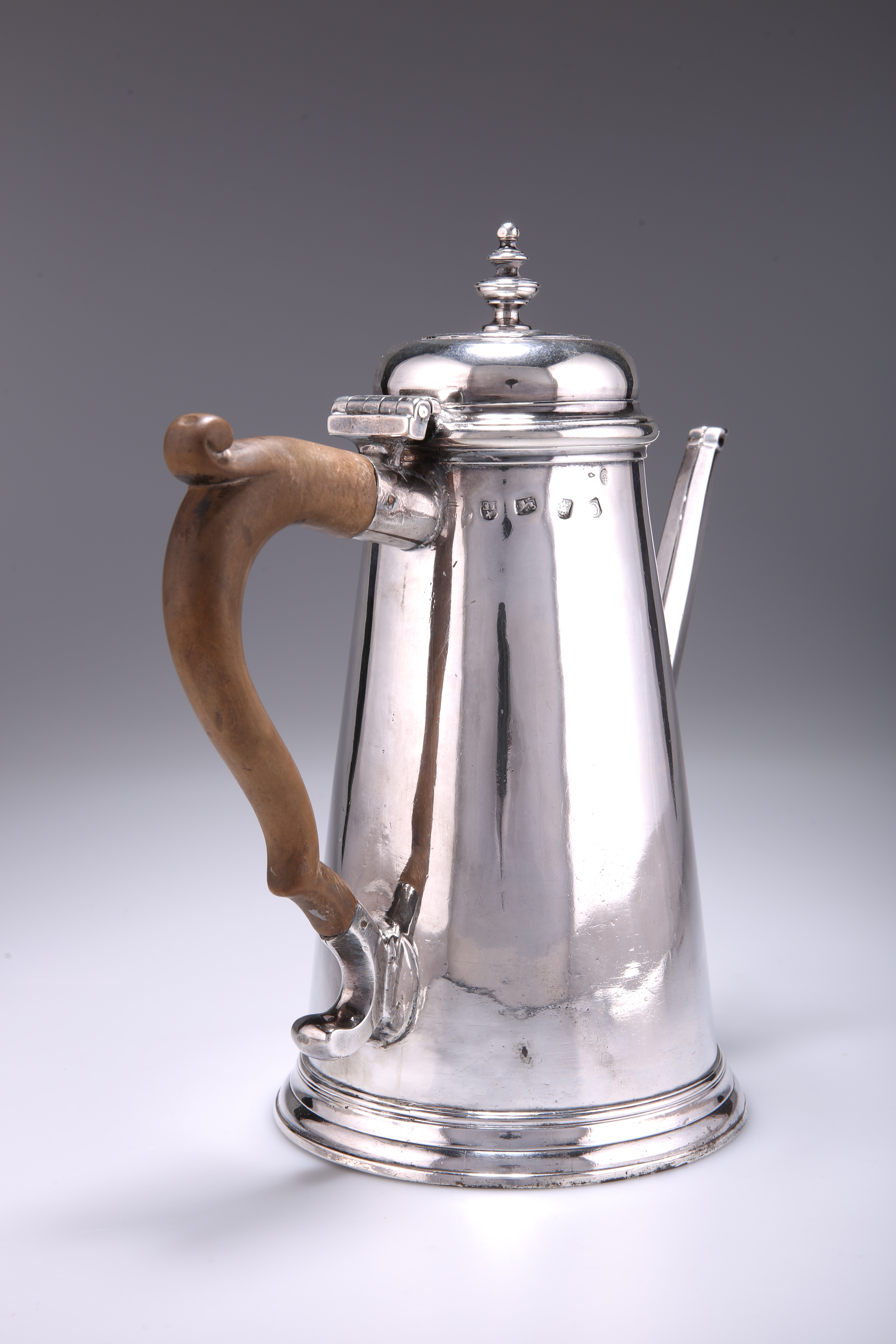 A GEORGE II SILVER COFFEE POT - Image 7 of 7