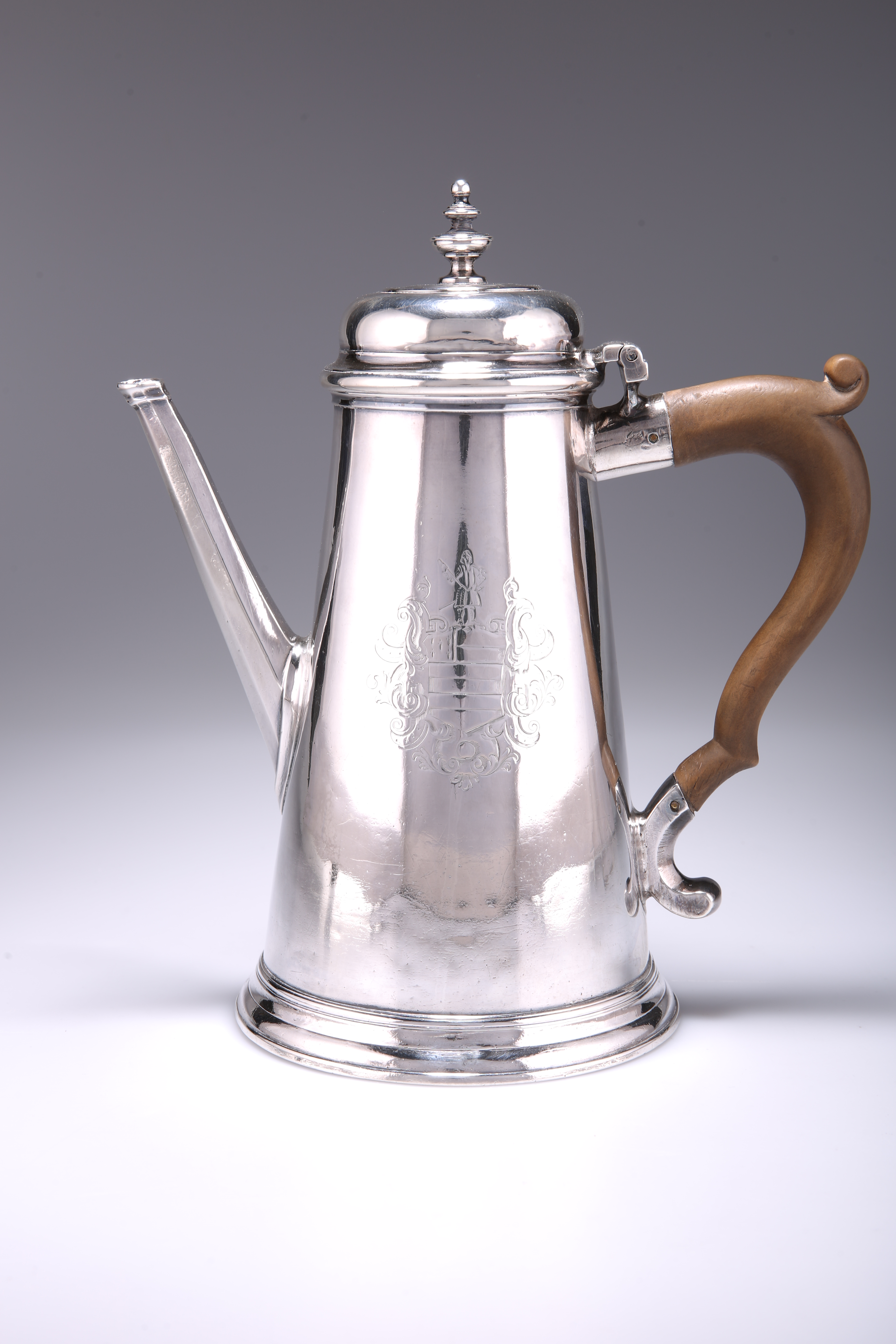 A GEORGE II SILVER COFFEE POT - Image 4 of 7