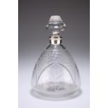 A CONTINENTAL GLASS DECANTER, CIRCA 1895, PROBABLY BACCARAT, the body with cut and frosted