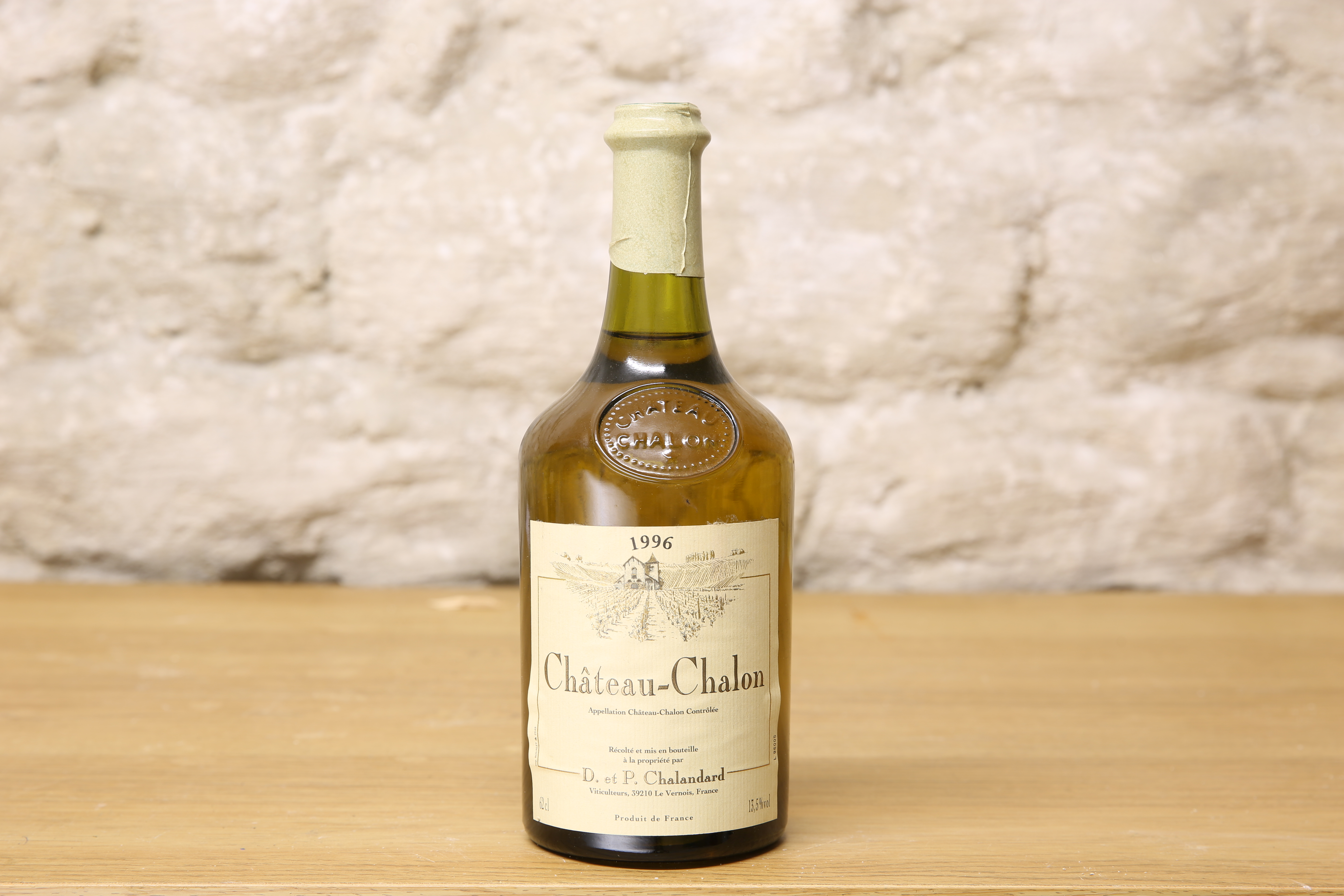 1 CLAVELIN BOTTLE CHATEAU CHALON VIN JAUNE DOMAINE D. et P. CHALANDARD 1996                PART OF