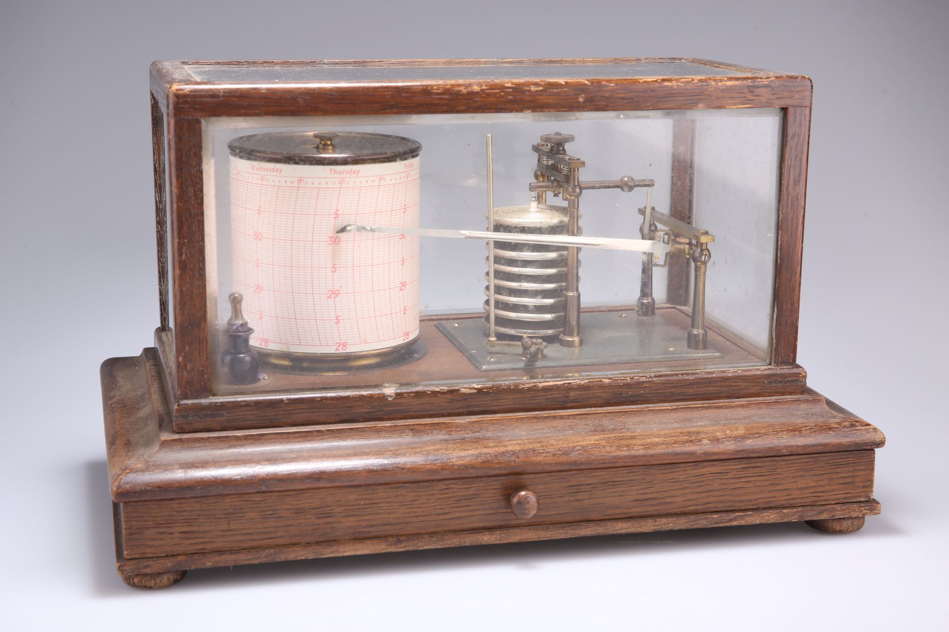 ~ A DOLLOND OAK CASED BAROGRAPH, no. 53062, with eight-tier vacuum, bevelled glass cover, long