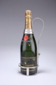 A VICTORIAN SILVER ADJUSTABLE CHAMPAGNE OR WINE BOTTLE HOLDER, by Chawner & Co (George William