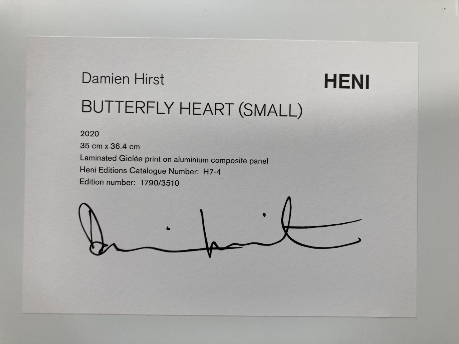 DAMIEN HIRST 'BUTTERFLY HEART' (SMALL), 2020, laminated giclée print on aluminium composite panel, - Bild 4 aus 4