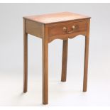 A SMALL GEORGE III MAHOGANY SIDE TABLE, the moulded rectangular top above a drawer with brass swan-