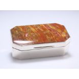 A GEORGE V SILVER AND AGATE BOX, by Harry Synyer & Charles Joseph Beddoes, Birmingham 1915,