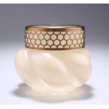 A KRALIK PEARLESCENT GLASS ROSE BOWL, EARLY 20TH CENTURY, boldly wrythen moulded, with applied