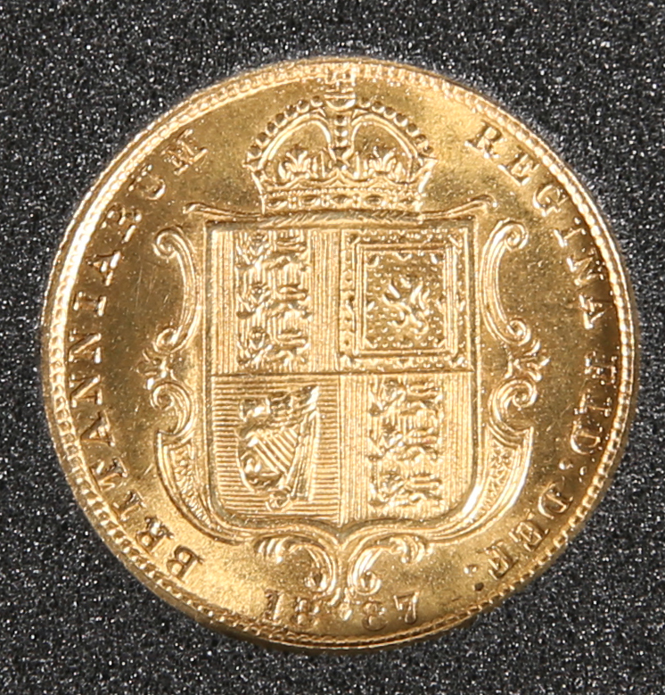 AN 1887 VICTORIA JUBILEE HALF SOVEREIGN. - Image 2 of 2