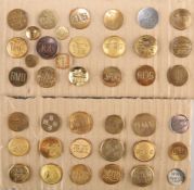 A COLLECTION FORTY HUNT BUTTONS.