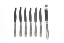 GEBHARD DUVE FOR FRANZ BAHNER A SET OF ART DECO GERMAN 800 GRADE SILVER-HANDLED KNIVES, comprising