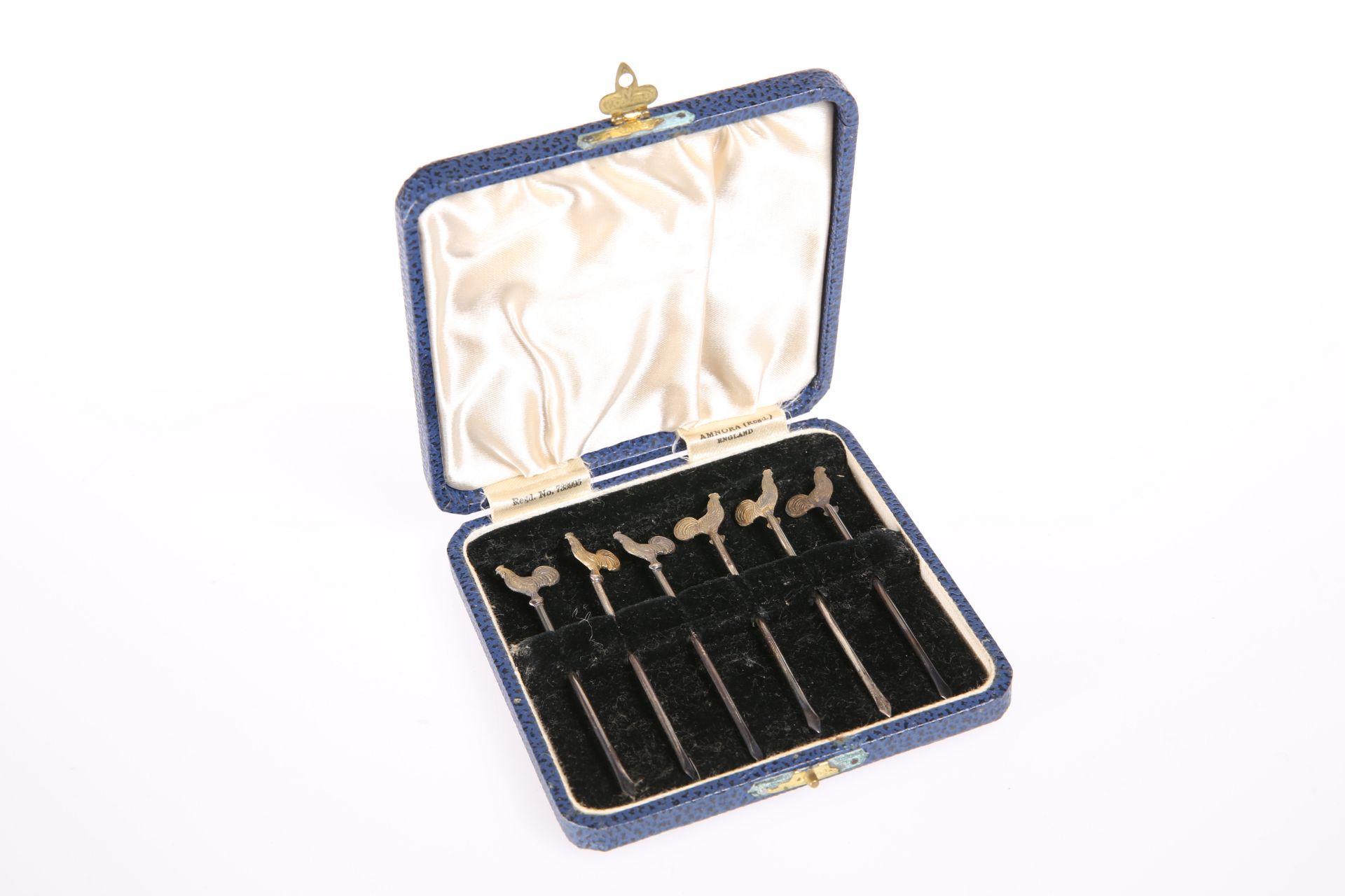 A CASED SET OF SIX ART DECO COFFEE SPOONS, by Walker & Hall, Sheffield 1923, with plastic coffee - Bild 3 aus 3