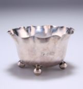 A VICTORIAN SILVER SUGAR BOWL, by Horace Woodward & Co Ltd, London 1897, with finely beaded wavy rim