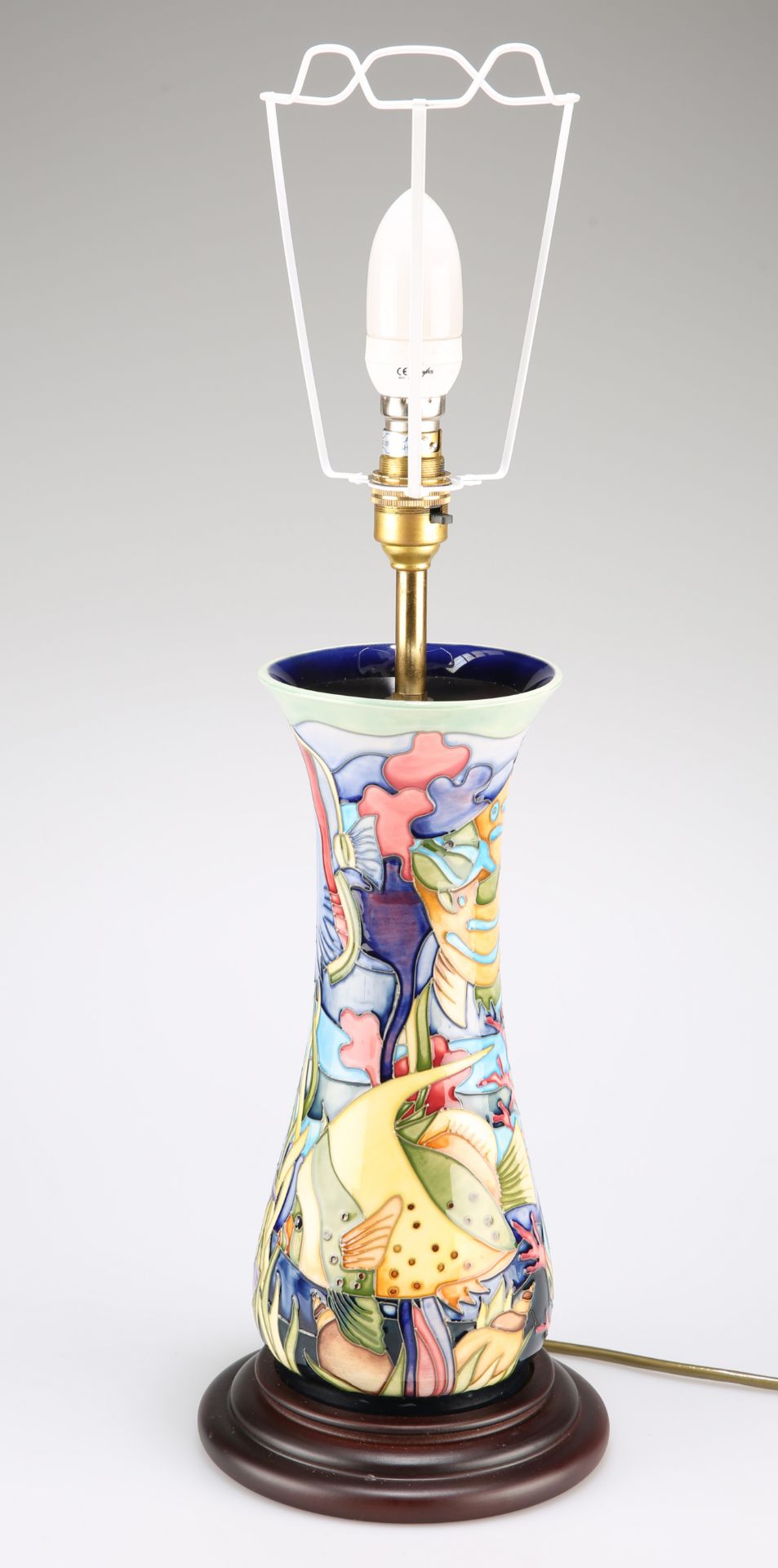 A MOORCROFT TABLE LAMP IN THE MARTINIQUE PATTERN, BY JEANNE MCDOUGALL