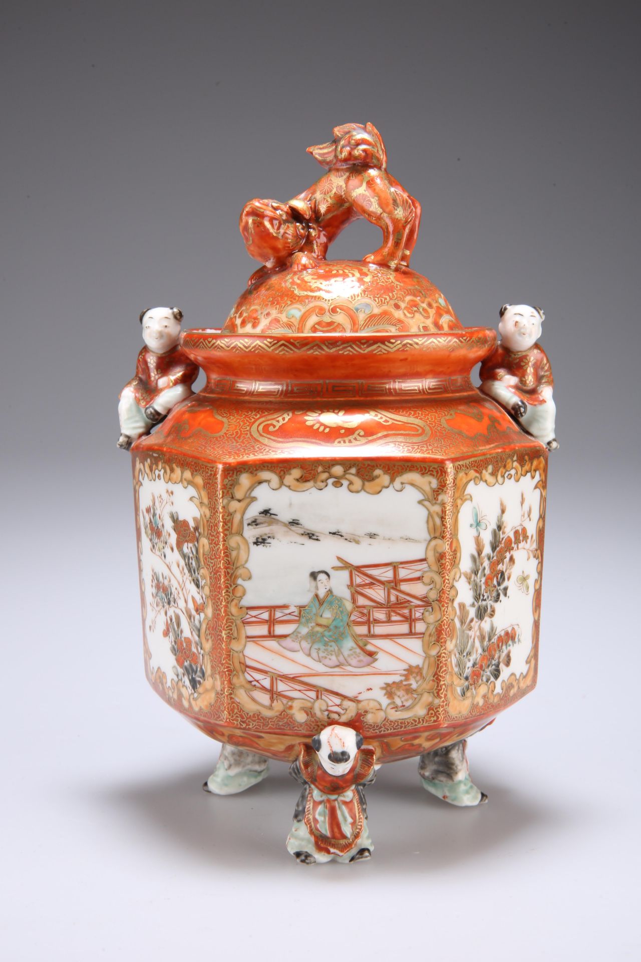 A JAPANESE KUTANI KORO, LATE 19TH CENTURY, octagonal, the domed cover with shishi-form knop, the