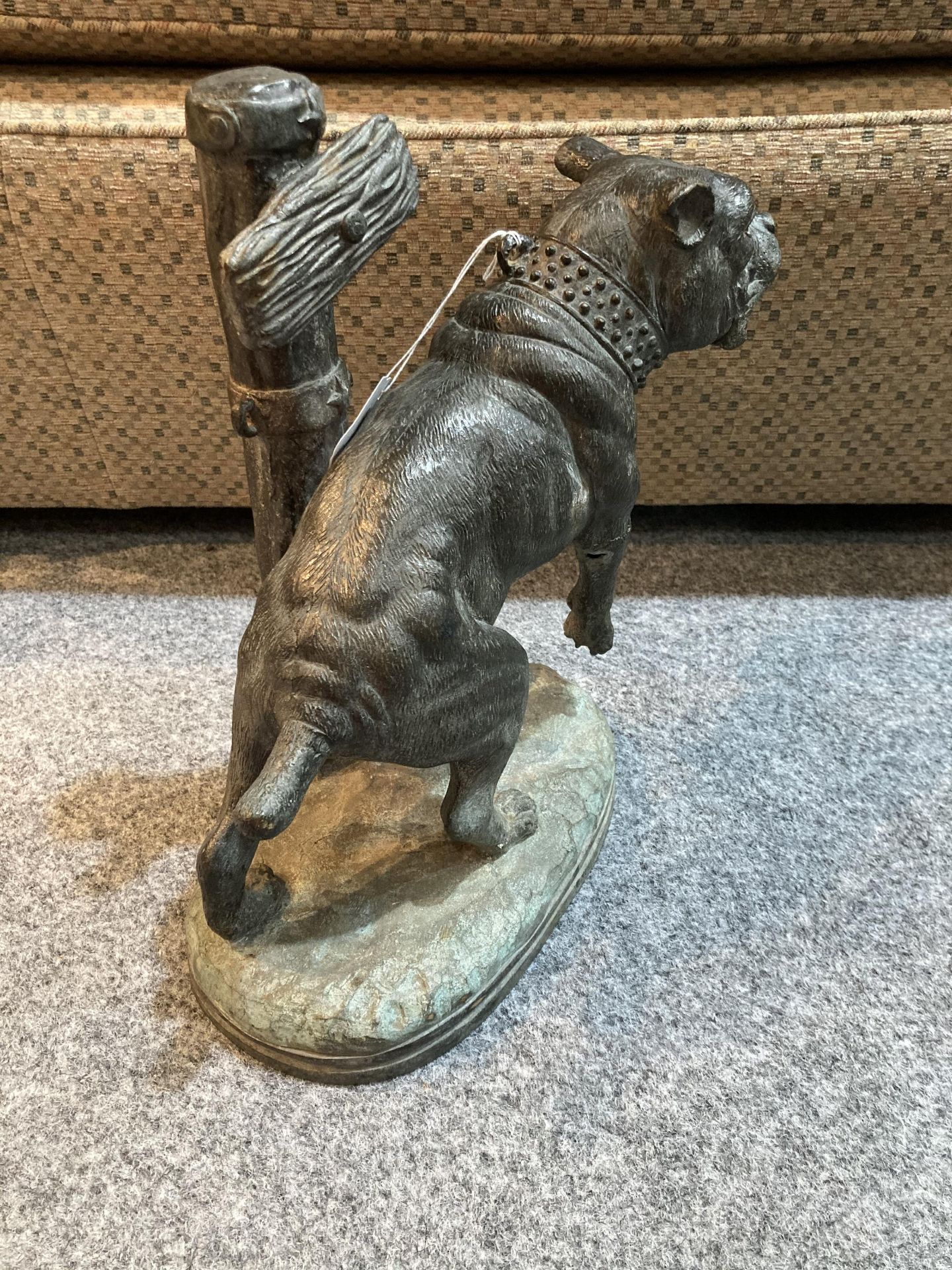 A FRENCH BRONZE OF A BULL MASTIFF DOG TIED TO A POST, 19TH CENTURY, standing on a naturalistic base. - Bild 6 aus 8