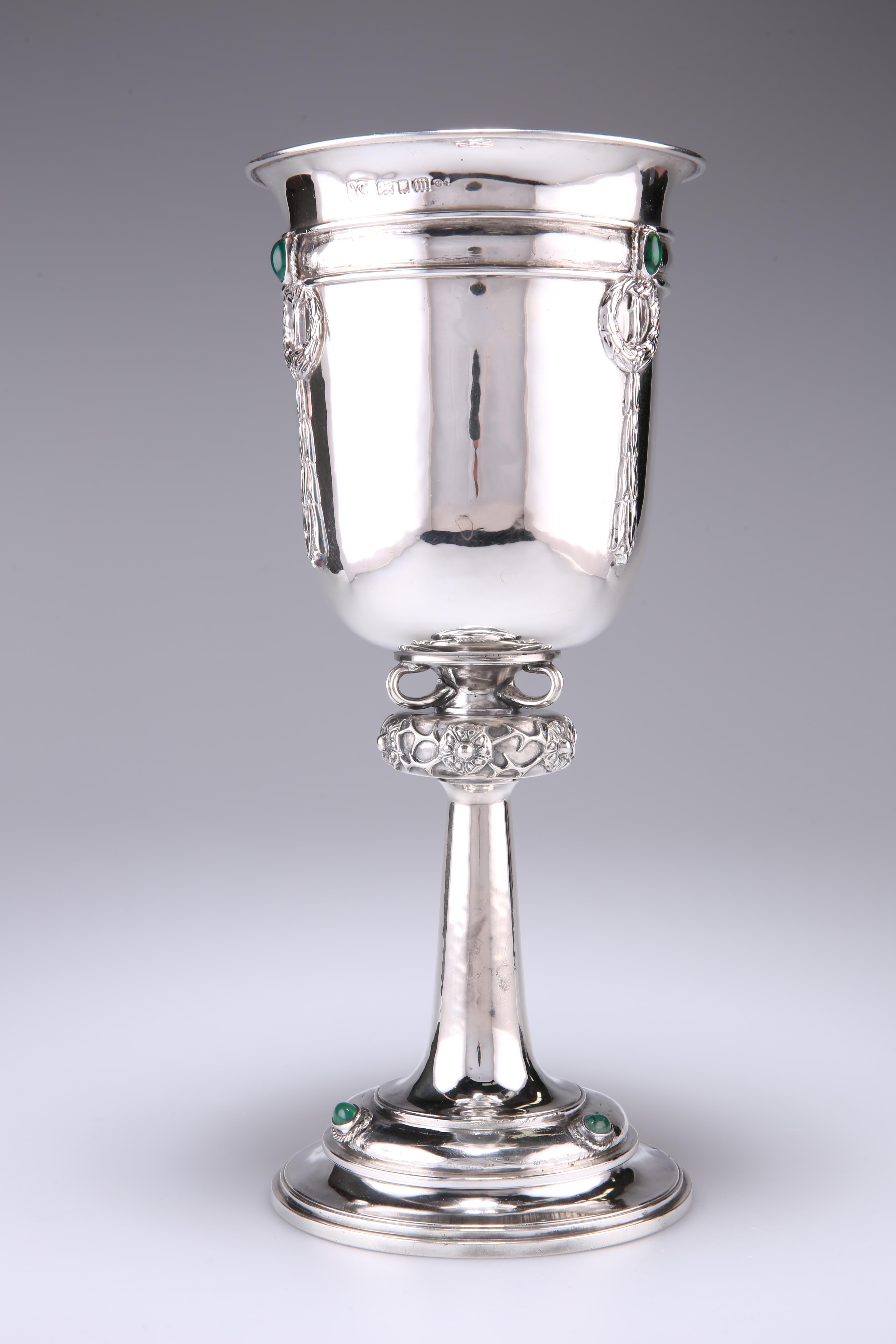 A GEORGE V SILVER ALWYN CARR CHALICE, London 1927, the flared chalice bowl embellished with inset - Bild 2 aus 3