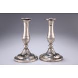 A PAIR OF GEORGE III CAST SILVER CANDLESTICKS, by John Green, Roberts, Mosley & Co, Sheffield