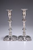 A PAIR OF VICTORIAN SILVER CANDLESTICKS, by William Hutton & Sons Ltd, London 1893, with knopped and