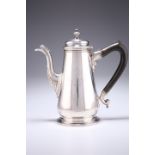 A GEORGE II SILVER COFFEE POT, by Peter Taylor, London 1742, knopped domed hinged lid above a