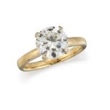 AN 18CT DIAMOND SOLITAIRE RING,