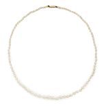 A CULTURED PEARL NECKLACE,