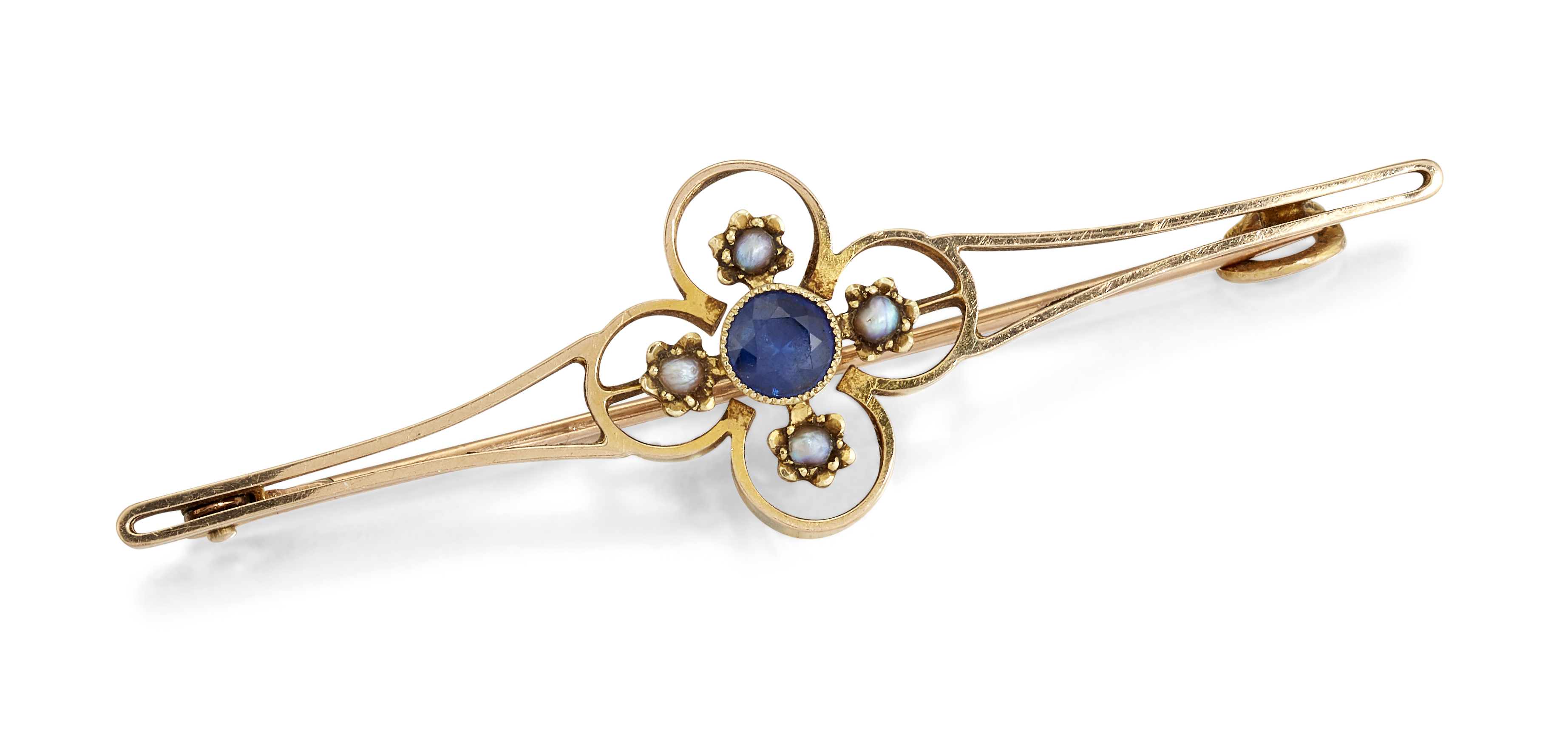 A 15CT SAPPHIRE AND SEED PEARL BAR BROOCH,