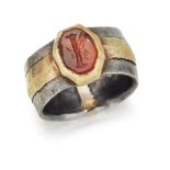 A FRENCH INTAGLIO RING,