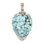 AN EARLY 20TH CENTURY TURQUOISE AND DIAMOND PENDANT,