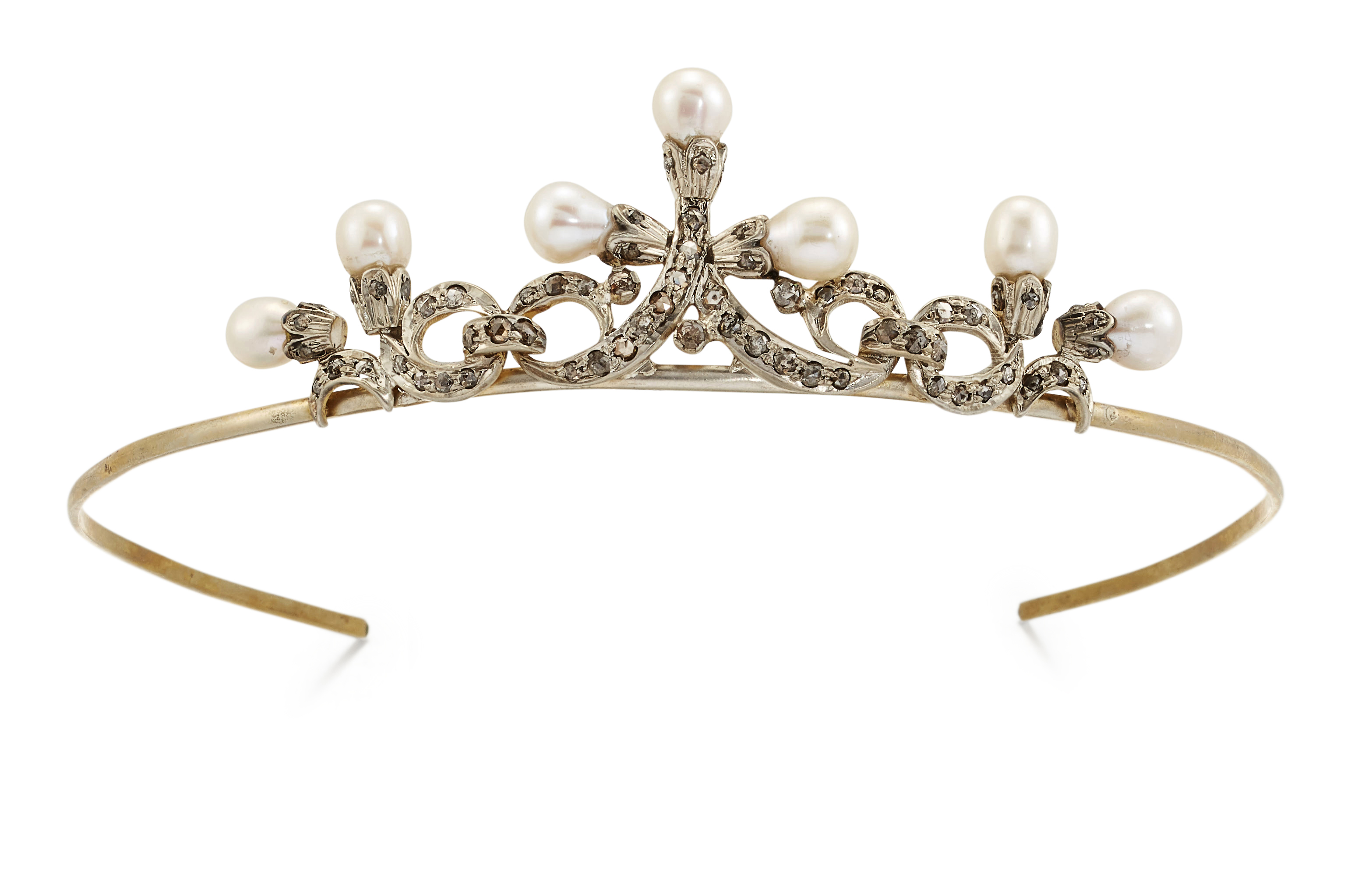 AN EDWARDIAN CULTURED PEARL AND DIAMOND TIARA,