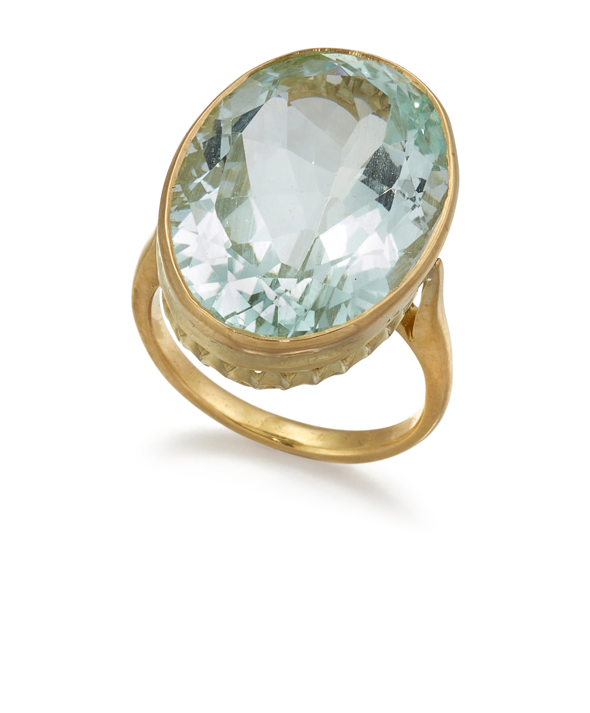 AN AQUAMARINE RING,