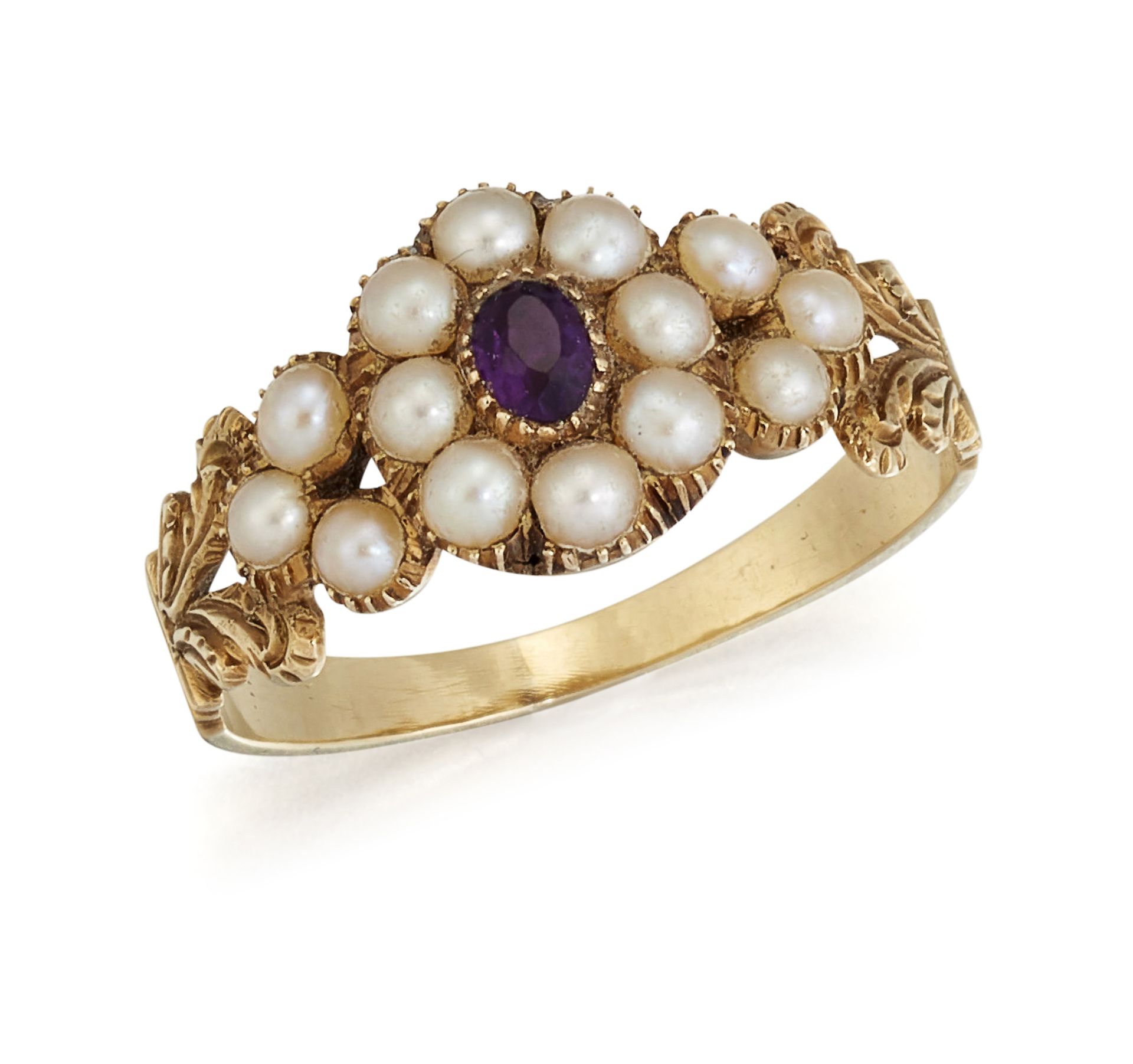 AN EARLY 19TH CENTURY AMETHYST AND SPLIT PEARL RING,