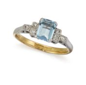 AN ART DECO STYLE PLATINUM AND 18CT AQUAMARINE AND DIAMOND RING,