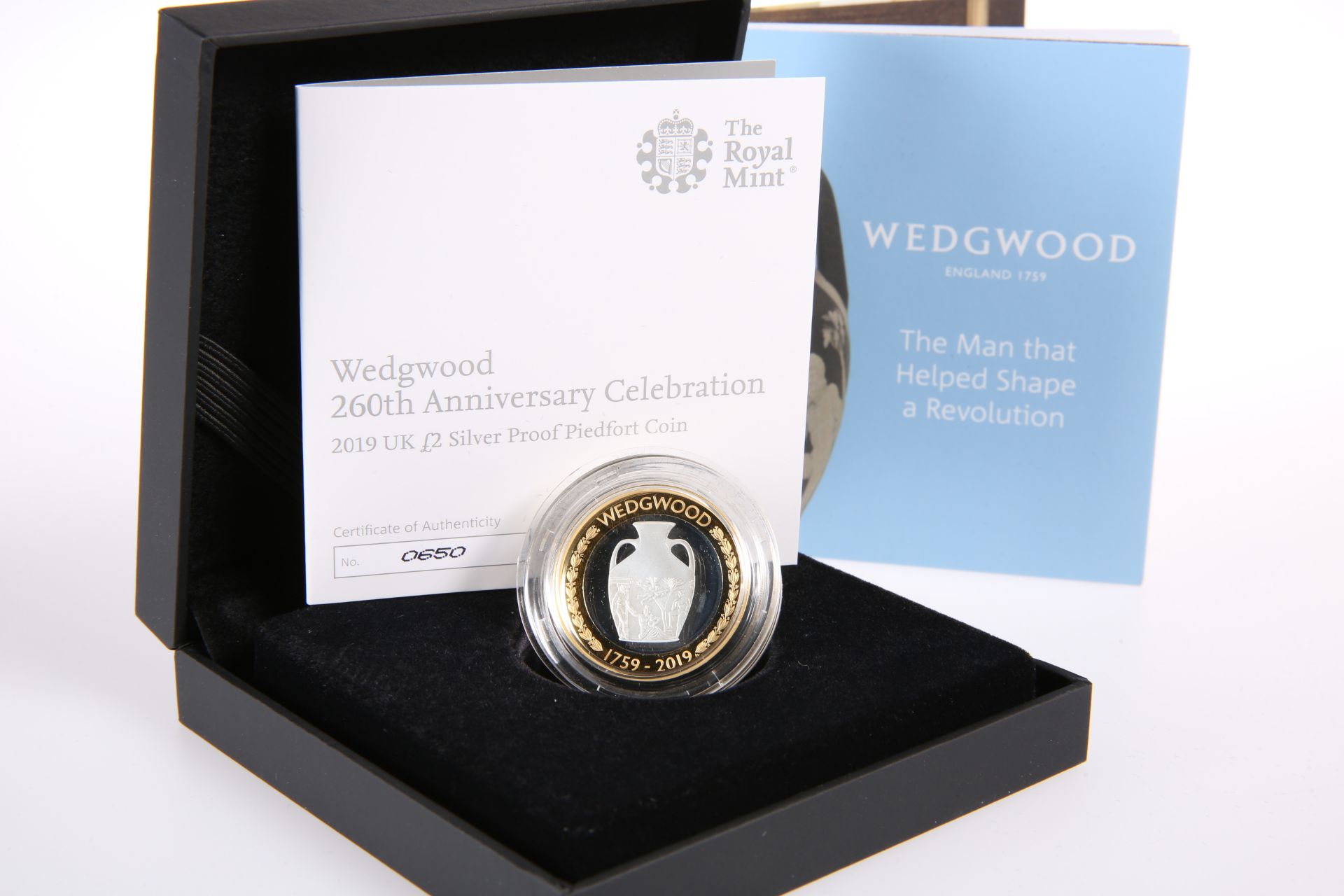 A ROYAL MINT WEDGWOOD 260TH ANNIVERSARY CELEBRATION 2019 £2 SILVER PROOF PIEDFORT COIN, boxed with