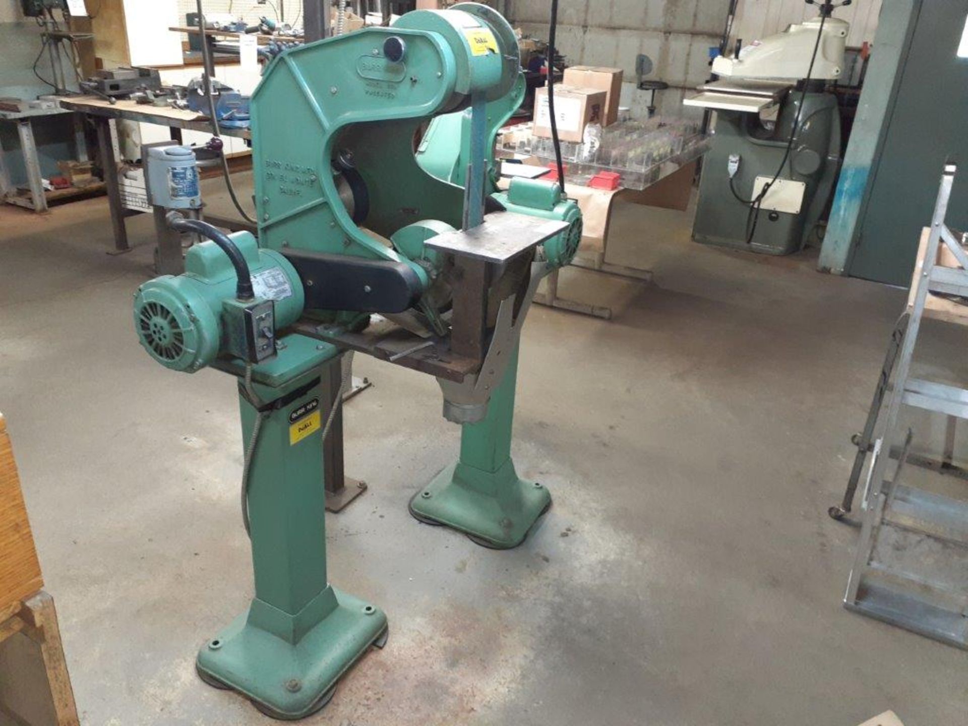 BURR KING Heavy-Duty Belt Sander, mod: 760, 2" x 60", c/w Stand - Image 2 of 3