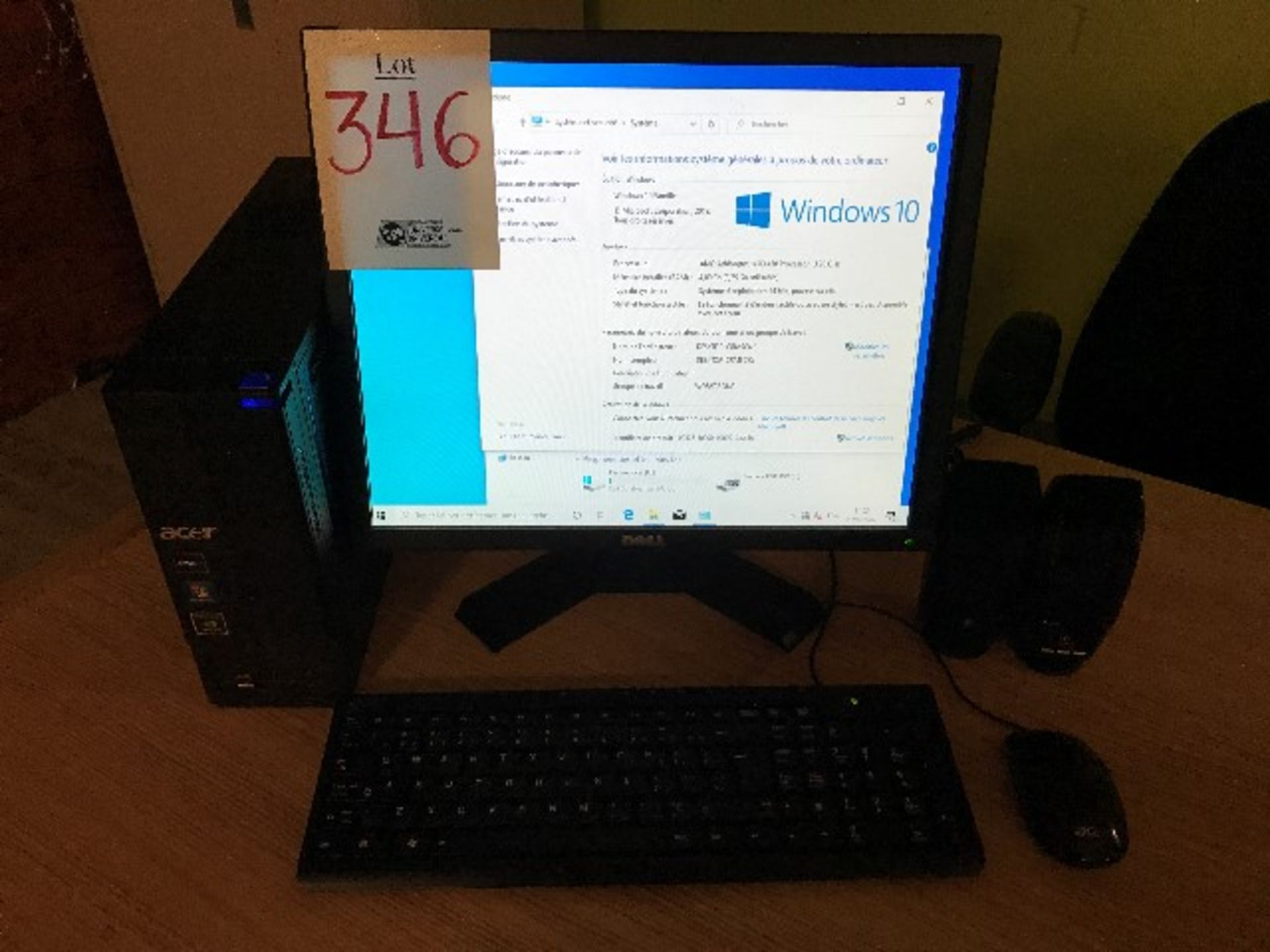 Acer Athlon,3.2GHz,4GB RAM,903GB HDD,monitor,keyboard,mouse,speakers