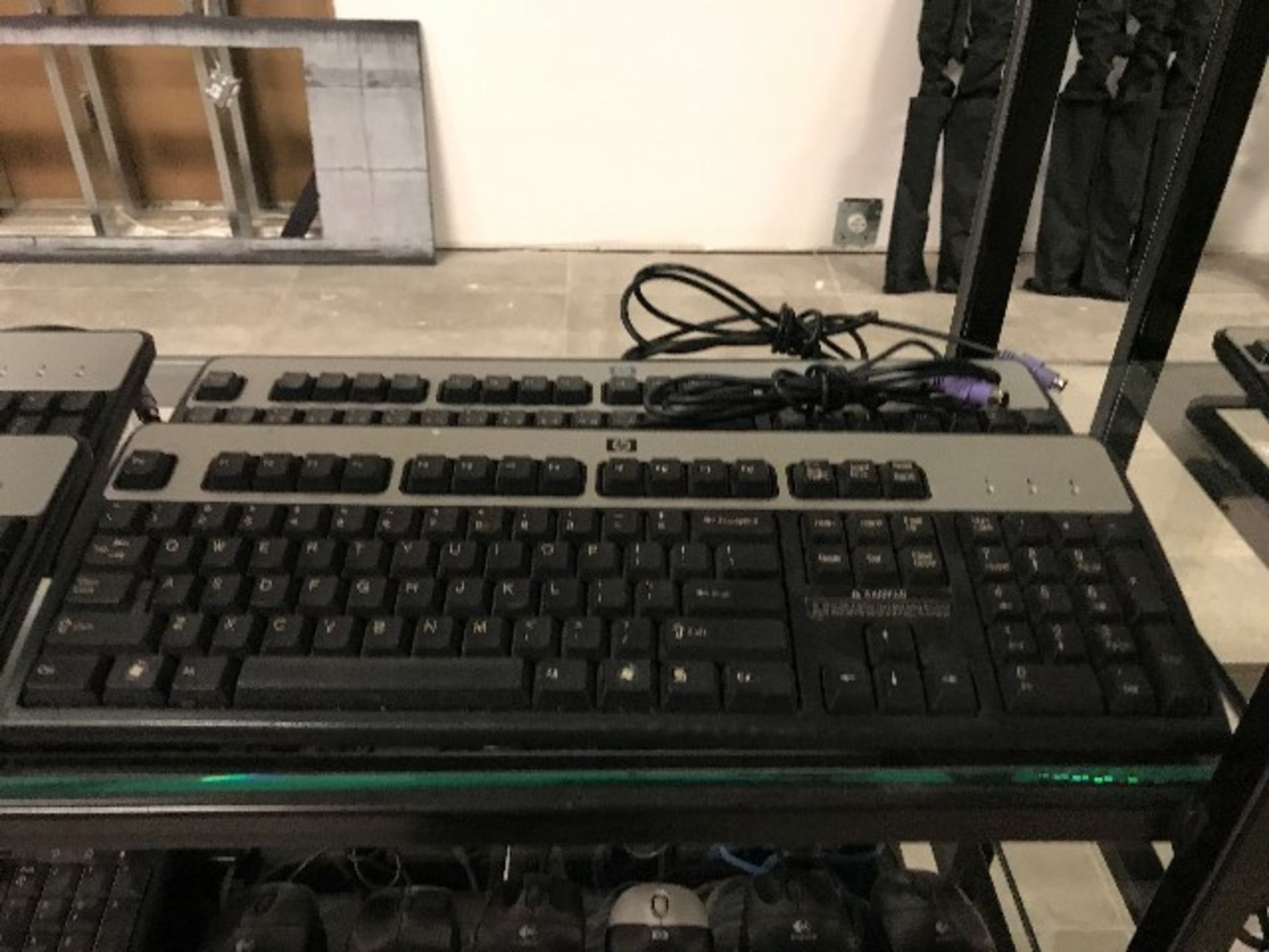 LOT: Assorted keyboards,6pcs - Image 3 of 3