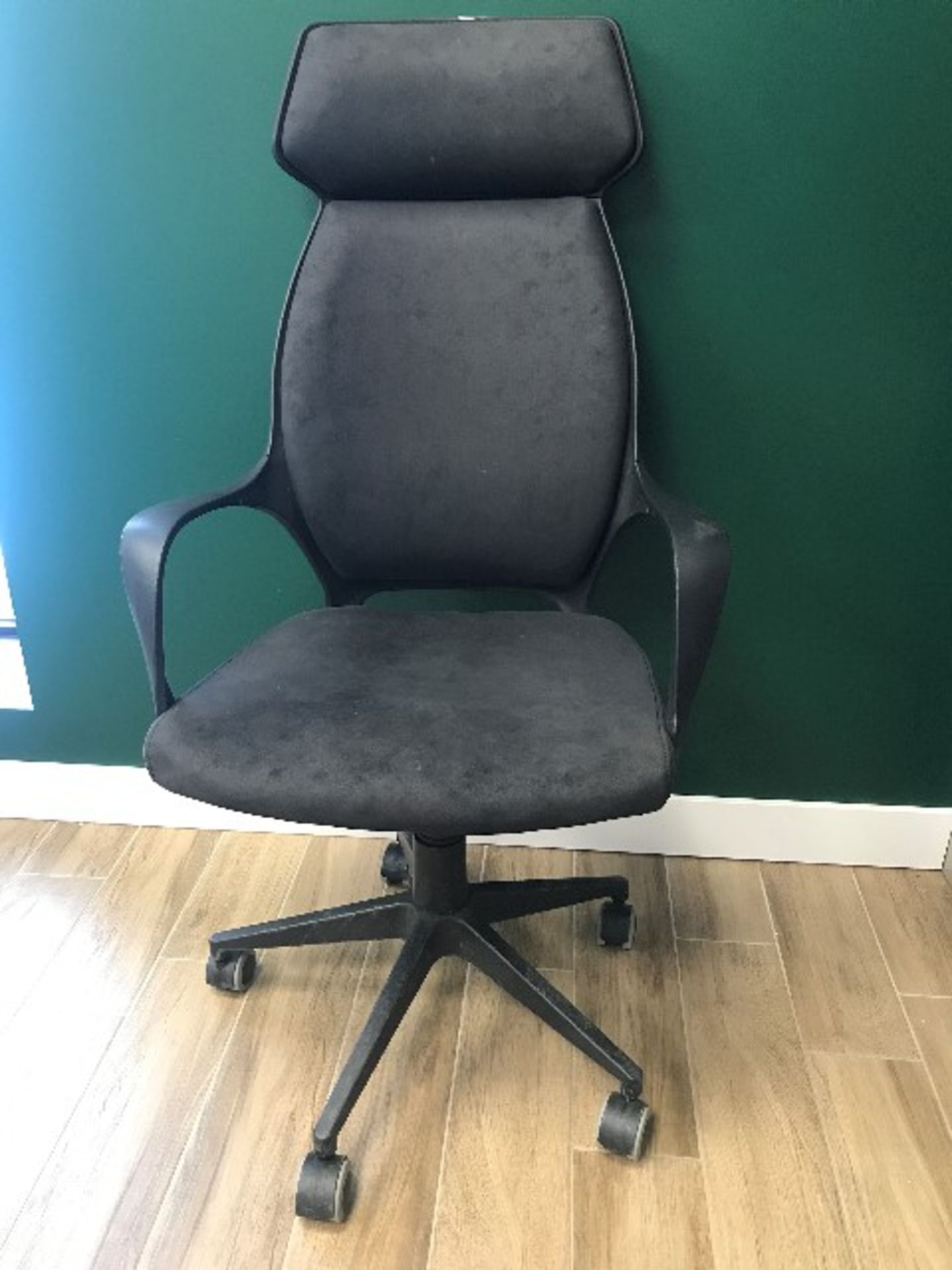 Executive armchair