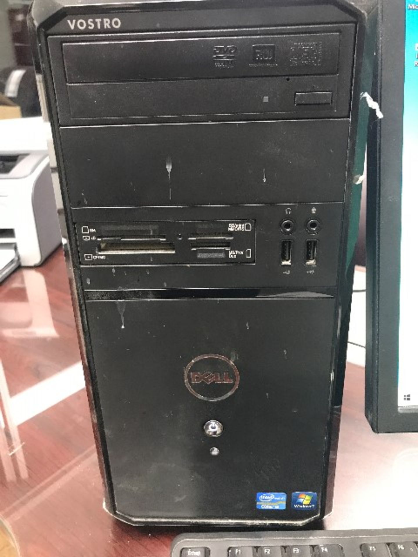 Dell i3,3.3GHz,4GB RAM,500GB HDD,monitor,keyboard,mouse - Image 2 of 3