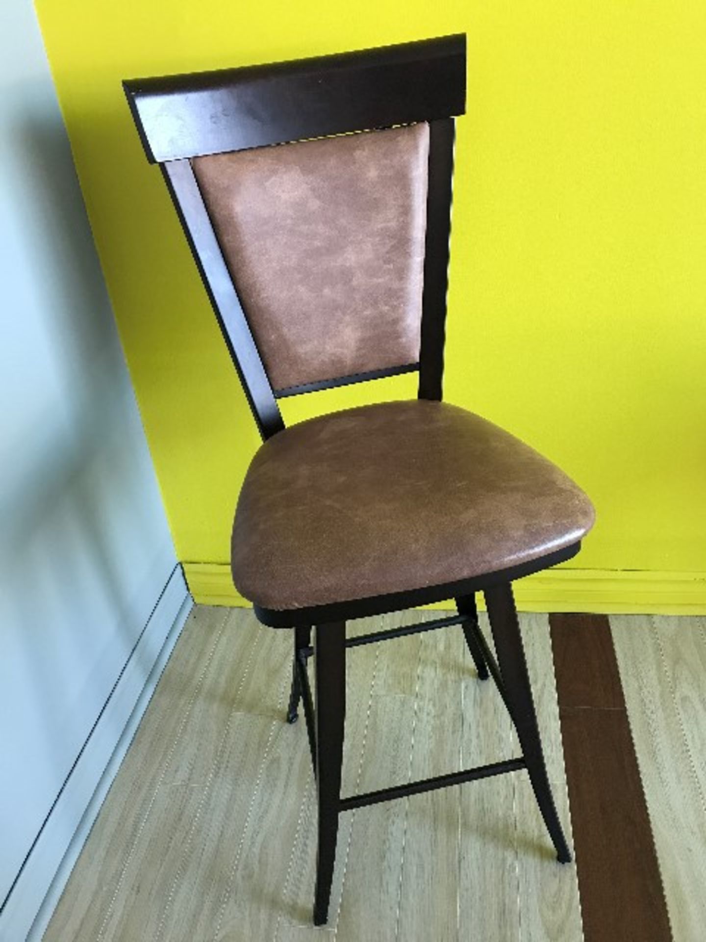 Assorted bar stools,3pcs