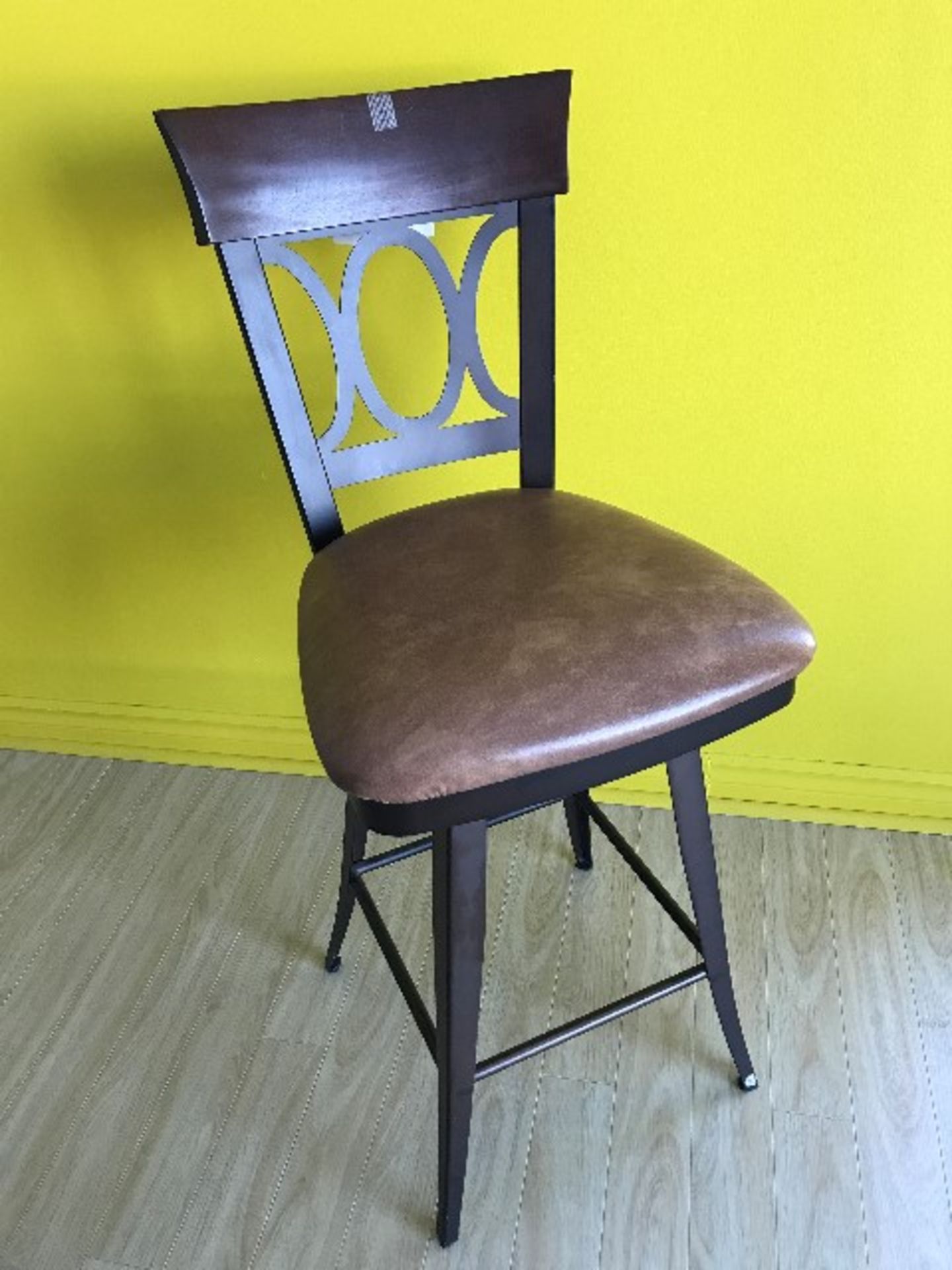 Assorted bar stools,3pcs - Image 3 of 3