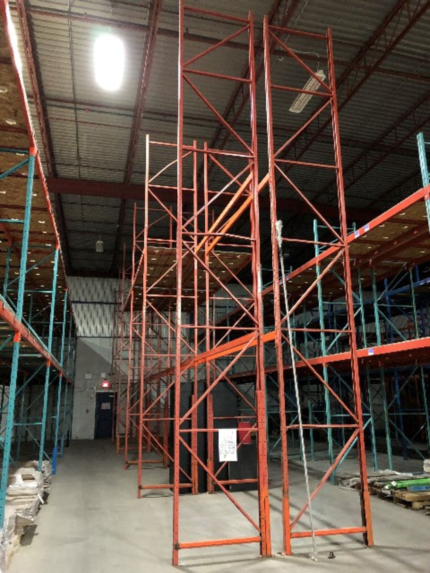 Pallet racking: H.23'xW.44”,24pcs 12'long bars w/6 sheets & 16pcs safety bars,10 sections