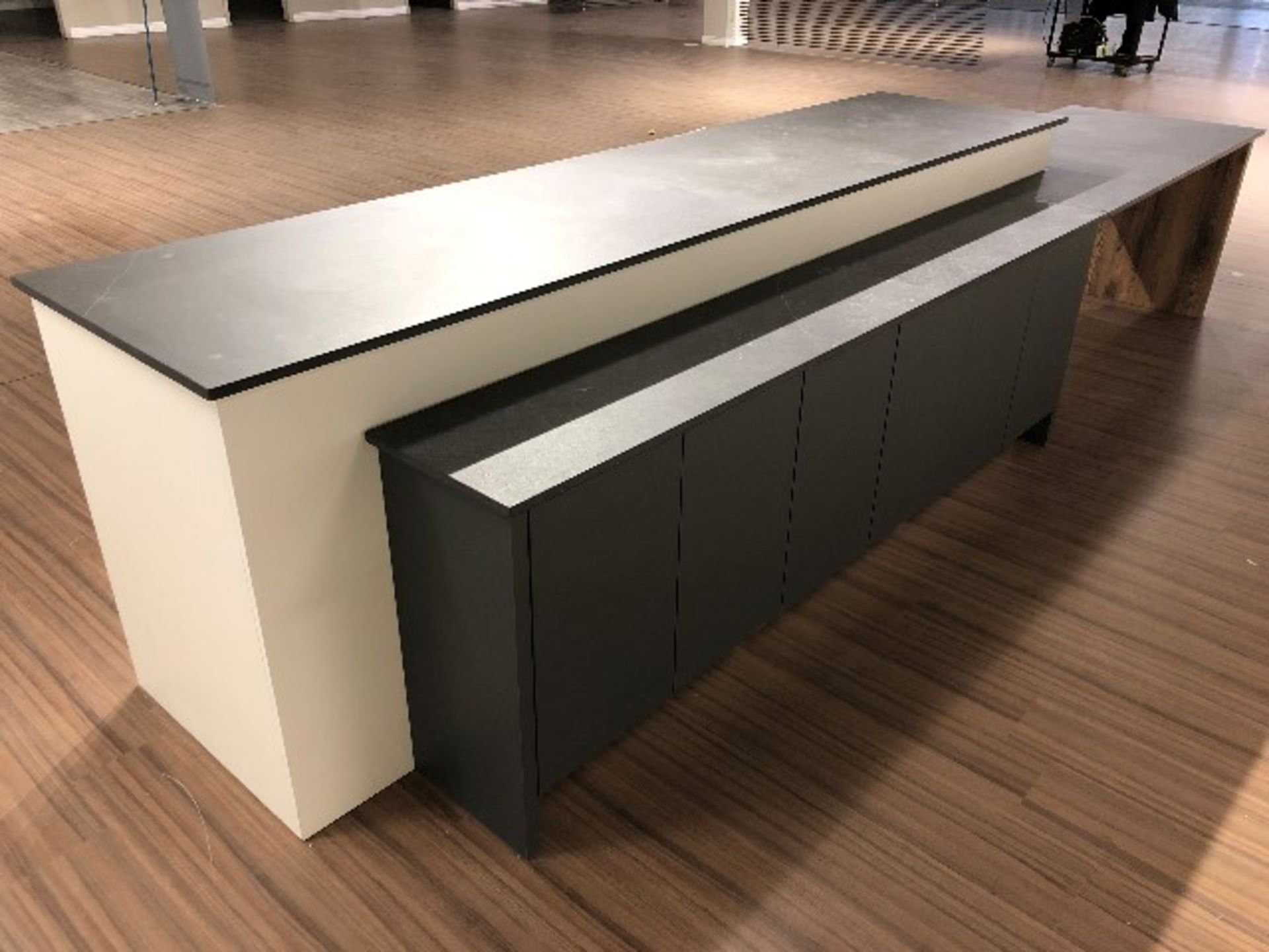 Countertop cabinet w/side tabel, 162”x40” - Image 2 of 2