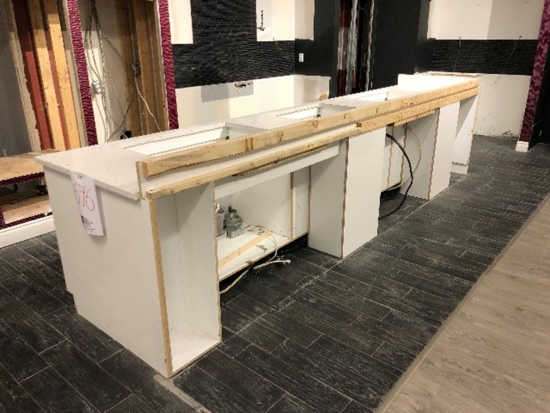 LOT: Kitchen countertop display, 7 modules - Image 3 of 3