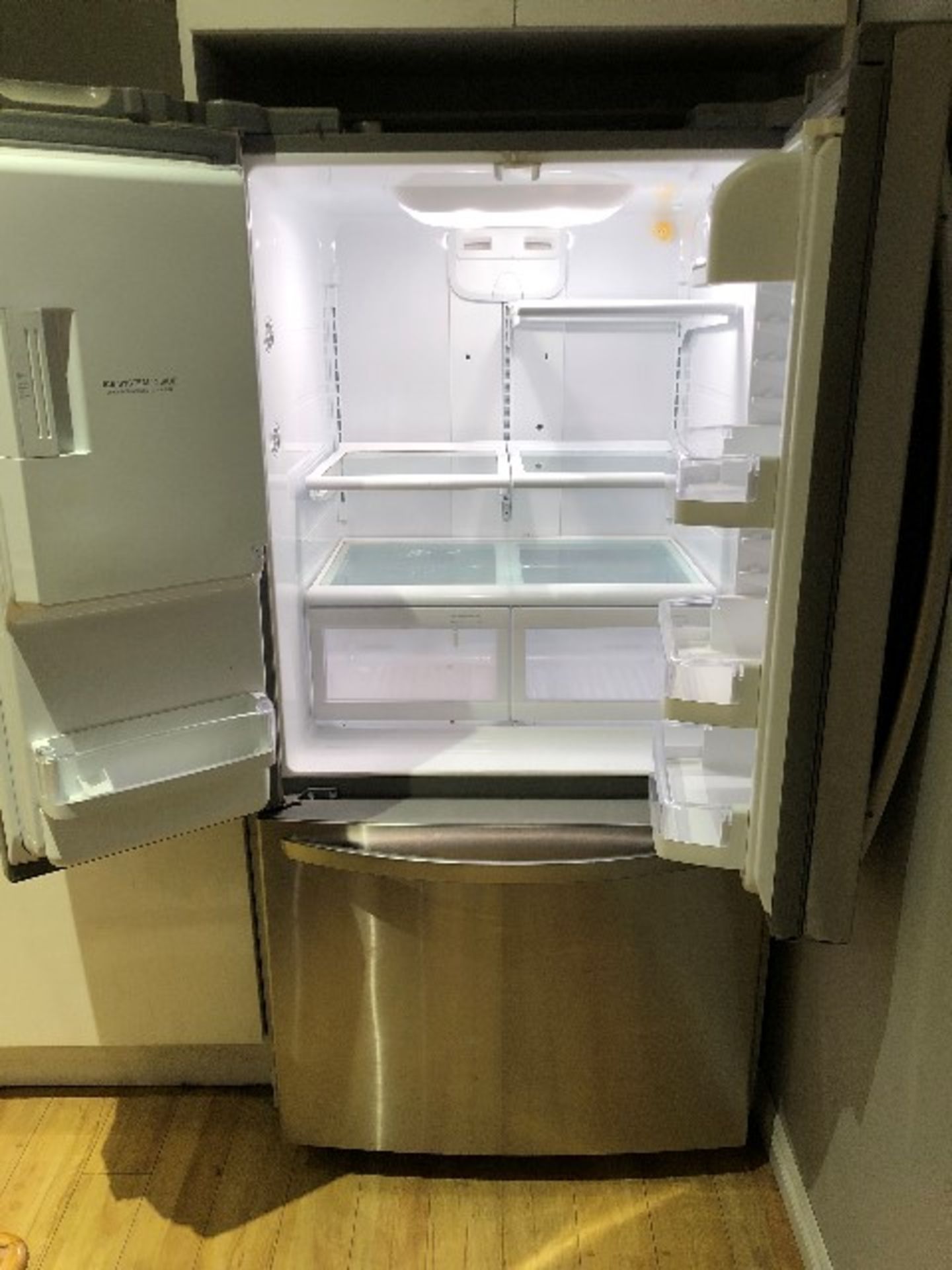 LG Stainless steel feench door refrigerator w/water & ice dispenser - Image 2 of 2