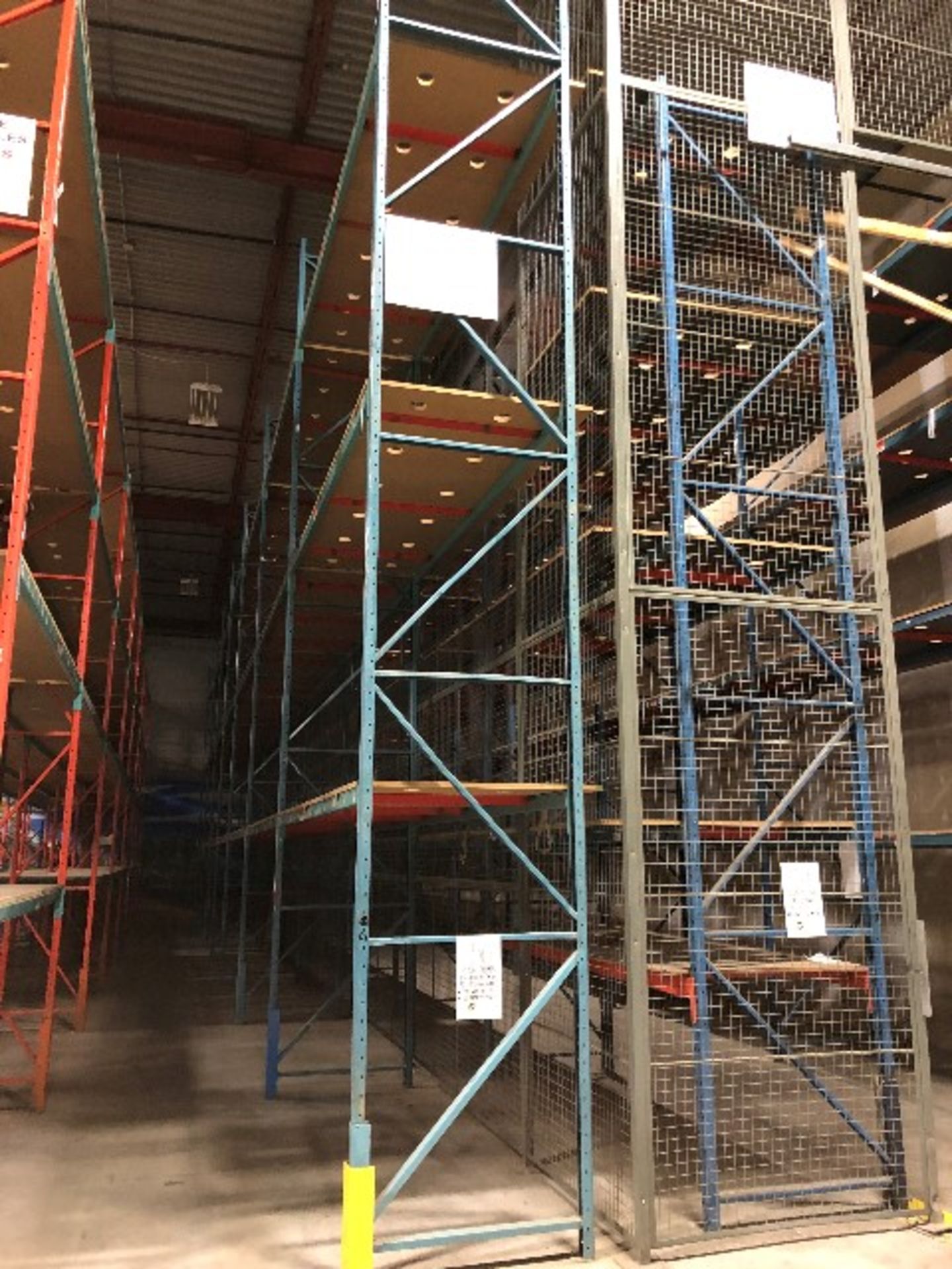 Pallet racking: H.23'xW.44”,42pcs 12'long bars w/20 MDF sheets & 60pcs safety bars,7 sections