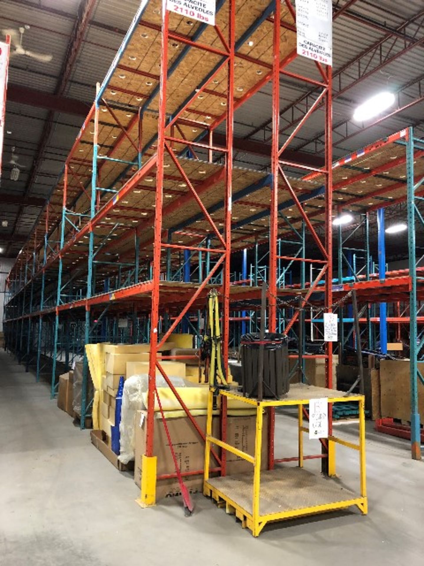 Pallet racking: H.23'xW.3',132pcs 12'long bars w/99 MDF sheets & 264 safety bars,22 sections - Image 2 of 3