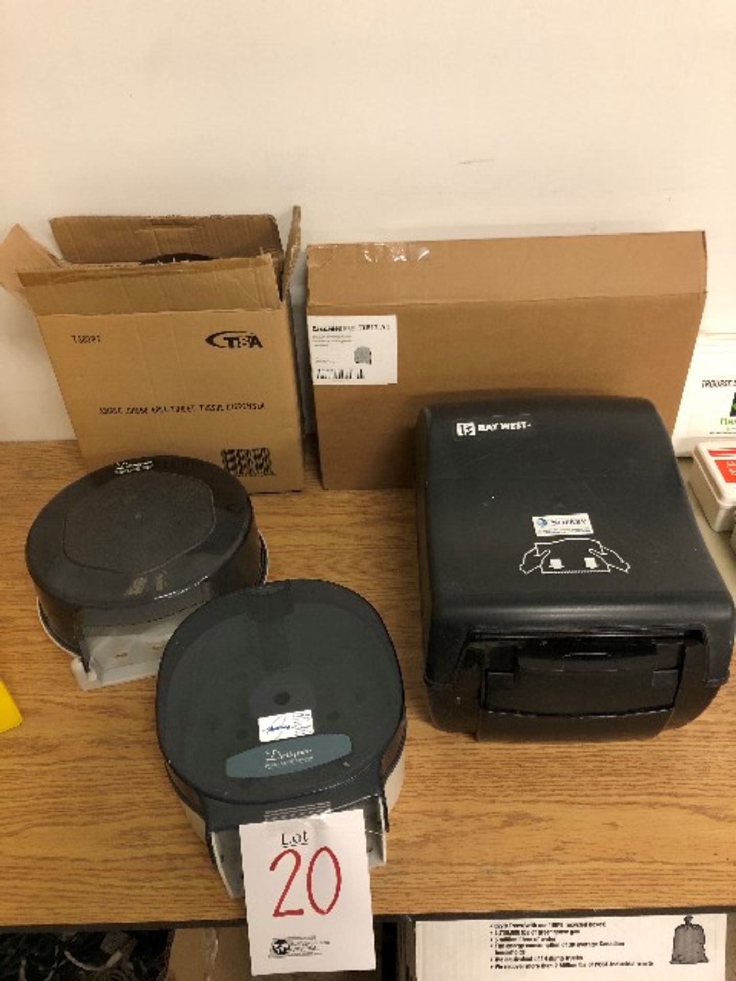 LOT: Assorted paper dispensers, 5pcs