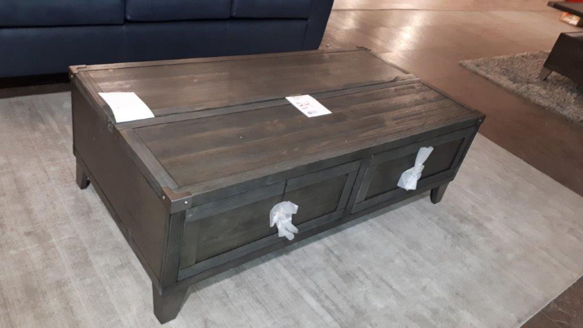 Ashley coffee table w/retractable half table, 54”x28” - Image 3 of 3