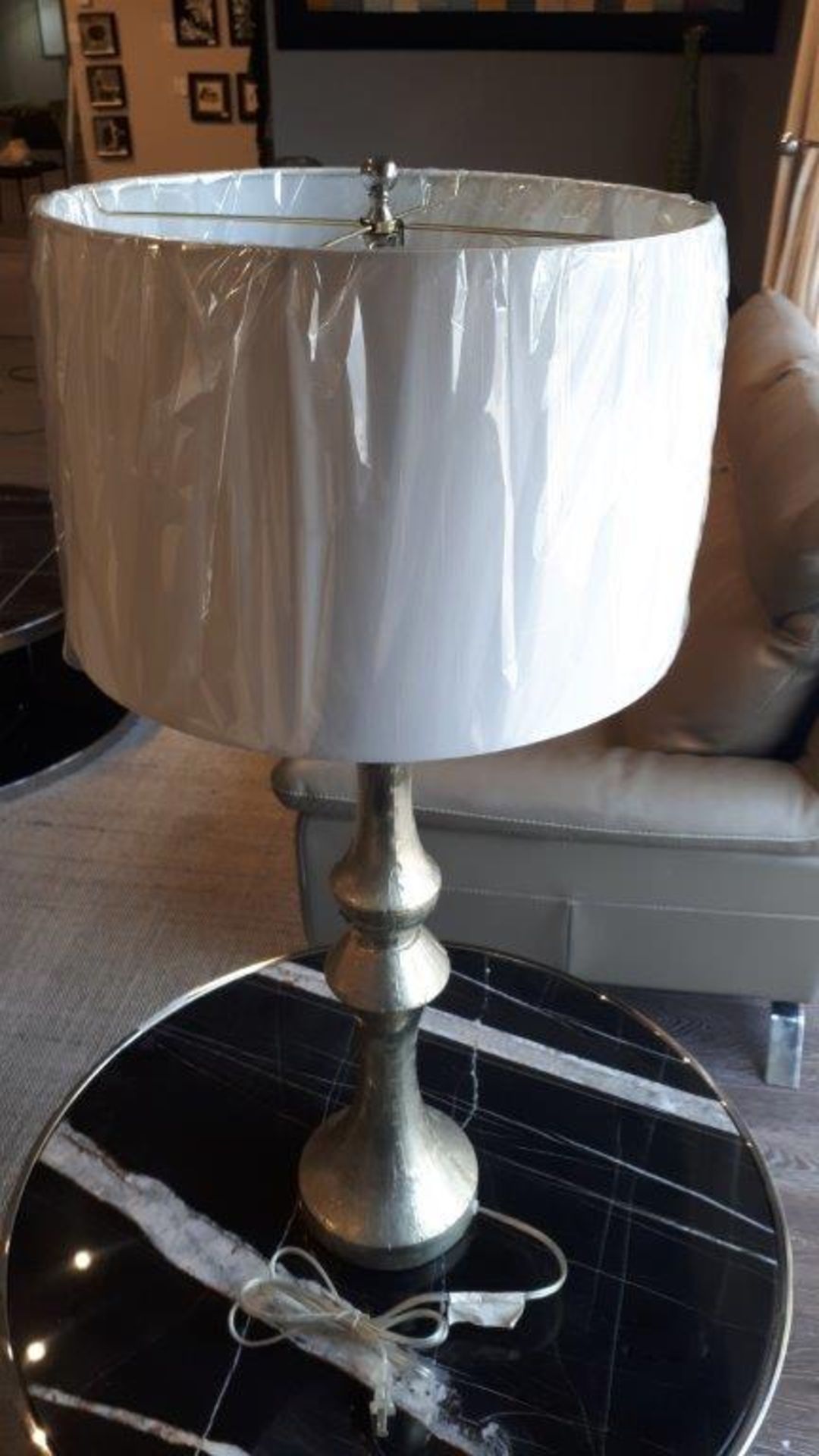 Table lamp